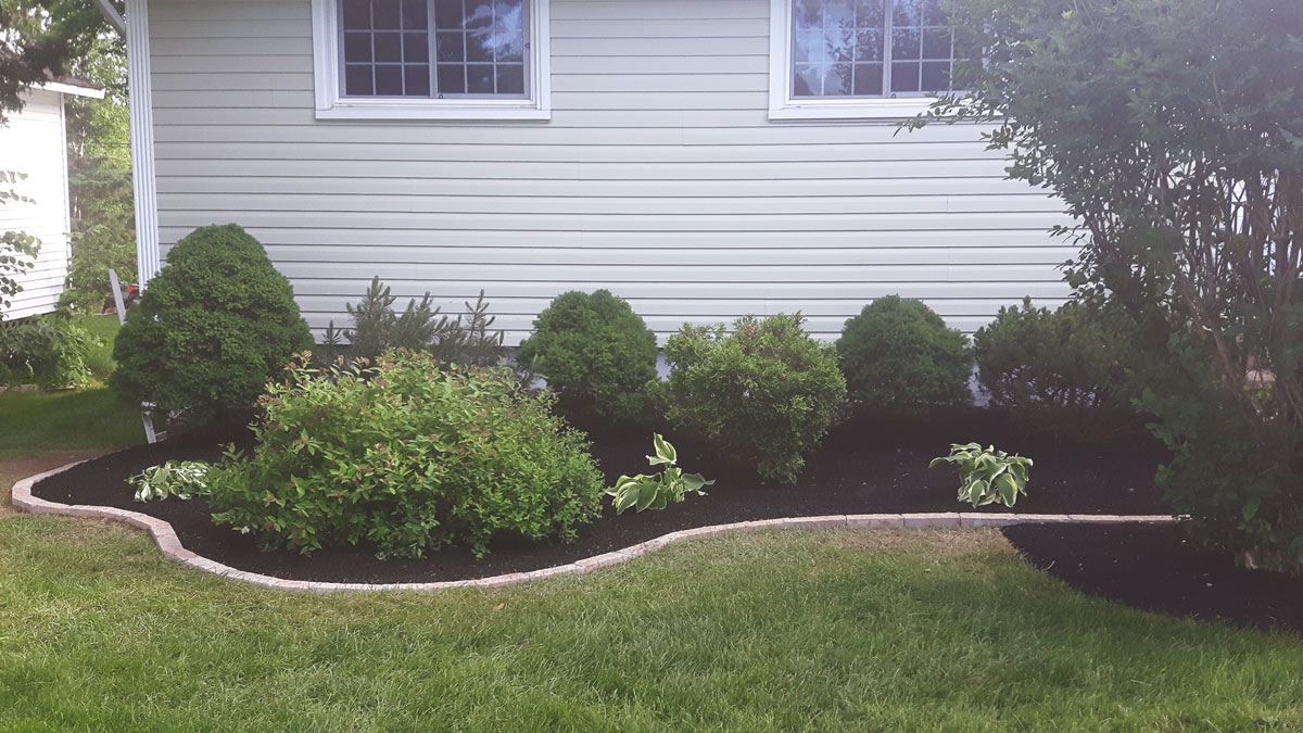 Nashwaaksis walkway, retaining wall, and bedding by Yards Apart Landscape & Design: photo 2